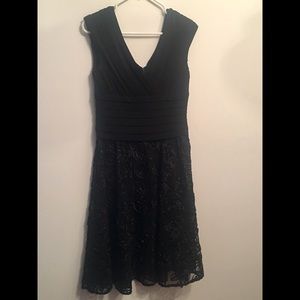 Brand New Adrianna Papell Dress 10 STUNNING